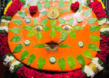 साडेतीन शक्तीपीठा पैकी येडेश्वरी देवीची नारळी पौर्णिमाला यात्रा