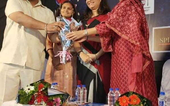 सोलापुरात काँग्रेसला मोठा धक्का, अल्पसंख्याक युवक अध्यक्ष नजीब शेख यांचा राजीनामा