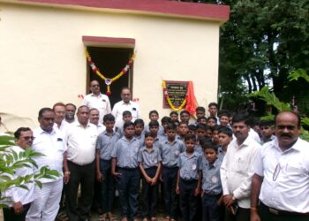बालाजी अमाईन्सच्या सी एस आर अंतर्गत बांधण्यात झालेल्या स्वच्छतागृह व स्नानगृहा चा लोकार्पण कार्यक्रम संपन्न…