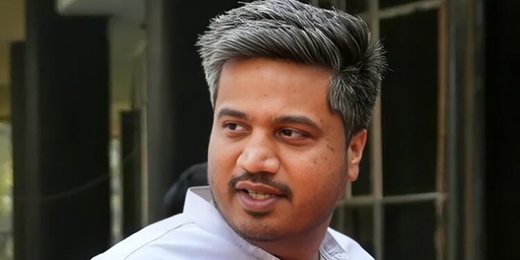 राजकीय व्यक्तींना न्यायाधीश म्हणून नेमणं म्हणजे न्यायपालिकेला राजकीय आखाडा – आ.रोहित पवार