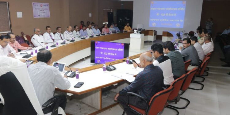 मध्य रेल्वेच्या सोलापूर विभागात “हिंदी भाषा पंधरवडा” उत्साहात साजरा केला जात आहे