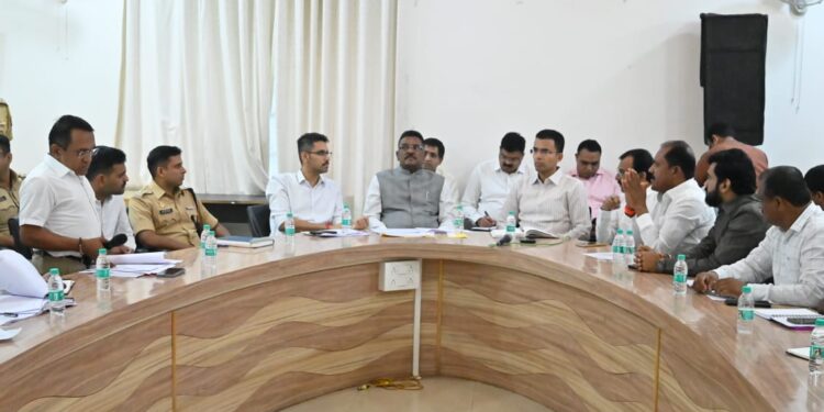 राज्यातील परिवहन विभागाचे सर्व चेक पोस्ट बंद करण्याबाबत धोरणात्मक निर्णय लवकरच होणार – परिवहन मंत्री प्रताप सरनाईक