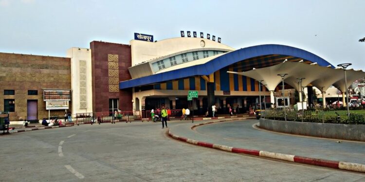 मध्य रेल्वे मार्फत पूजा, दिवाळी व छठ २०२५ उत्सवासाठी ११२६ विशेष गाड्यांचे संचालन…