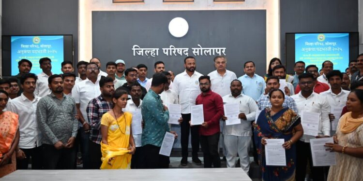 सोलापूर जिल्हा परिषदेच्या अनुकंपा भरतीचे काम राज्यात आदर्श – ग्रामविकास मंत्री जयकुमार गोरे