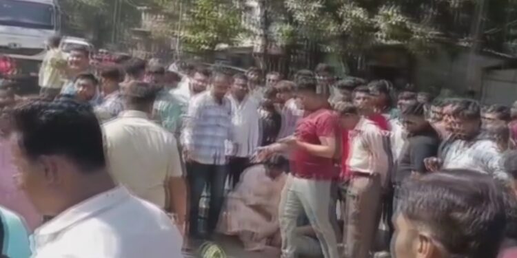 नाशिक – आनंदवली पाईपलाईन रोड परिसरात भीषण अपघात..आठ वर्षांची नविका अभिषेक नेरकर हिचा जागीच मृत्यू..