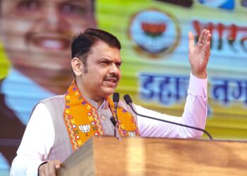 उपमुख्यमंत्री शिंदेंच्या विधानावर मुख्यमंत्री फडणवीसांची प्रतिक्रिया; सरकारच्या योजना एका पक्षाच्या नसून तीनही पक्षांच्या