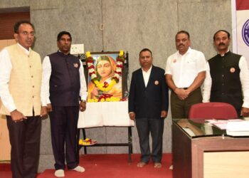 ‘वंदे मातरम’च्या 150 व्या वर्षपूर्तीनिमित्त सोलापूर विद्यापीठात सामूहिक गायन