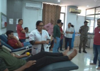 २६/११तील हुतात्म्यांसाठी ४५ जणांचे रक्तदान…