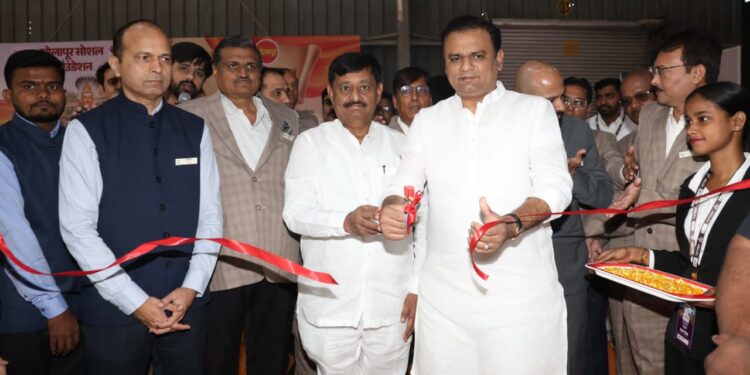 “९ व्या आंतरराष्ट्रीय युनिफॉर्म मॅन्युफॅक्चरर्स फेअर २०२५”चे उद्घाटन