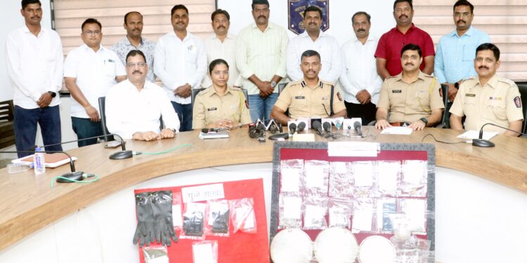 घरफोडी करणारे आंतरराज्यीय दोन सराईत चोरटे जेरबंद.