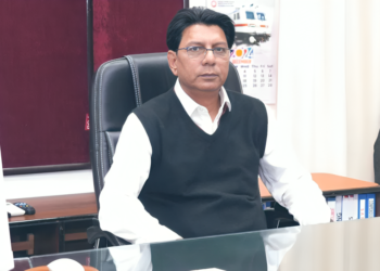 मध्य रेल्वेचे महाव्यवस्थापक विजय कुमार यांचे निधन