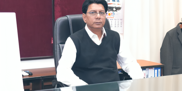 मध्य रेल्वेचे महाव्यवस्थापक विजय कुमार यांचे निधन