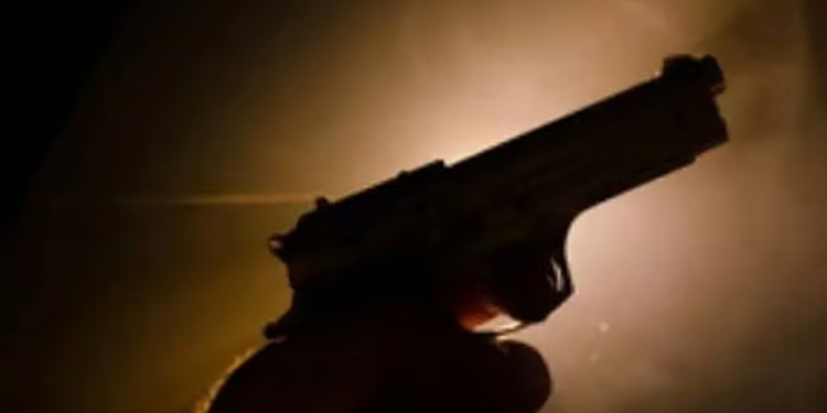 कोट्यावधीची खंडणी; सांगोल्यात गोळीबार