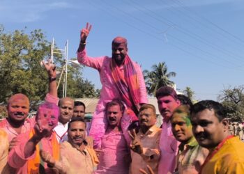 सोलापुरातील बारा नगरपरिषदांवर कोणत्या पक्षाचे,कोण नगराध्यक्ष झाले ते पहा