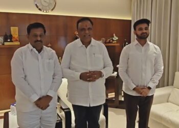 ‘आम्ही एकच’ असं उबाठा – राज का घोषित करत नाहीत ? शेलारांचा खोचक सवाल…