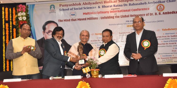 डॉ. बाबासाहेब आंबेडकरांच्या विचारातच शाश्वत विकास ध्येयांचे प्रतिबिंब- डॉ. सुधीर गव्हाणे।