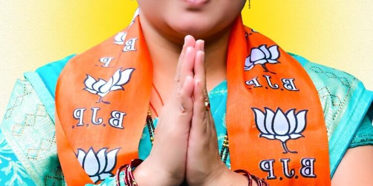 सोलापुरात नऊ महिला नगराध्यक्षपदी विराजमान