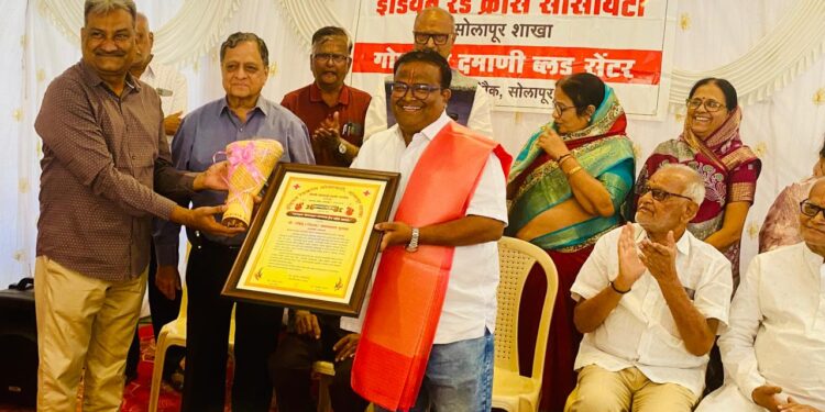 रोशन भुतडा यांचं शतकीय रक्तदान.. शतकवीर दाता