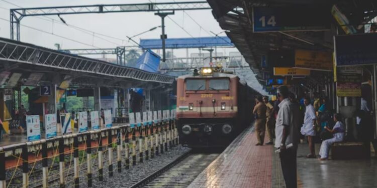 मध्य रेल्वेने वर्ष २०२५ मध्ये यश, उपक्रम आणि प्रगतीचे एक उल्लेखनीय वर्ष साजरे केले..