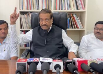 देशात राजकीय भूकंप होईल; महिनाभरात मराठी माणूस पंतप्रधानपदी दिसेल : माजी मुख्यमंत्री पृथ्वीराज चव्हाणांचे वक्तव्य