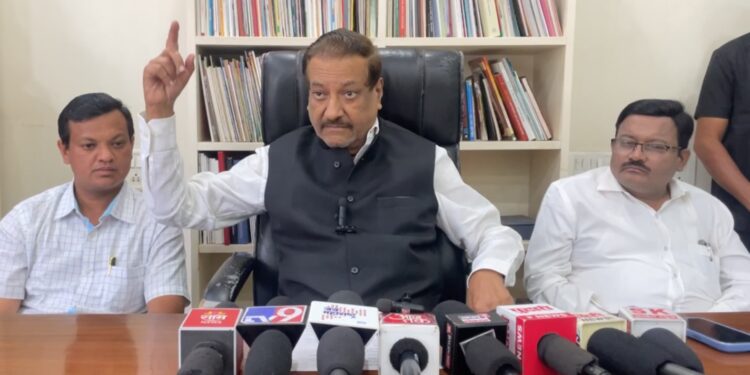 देशात राजकीय भूकंप होईल; महिनाभरात मराठी माणूस पंतप्रधानपदी दिसेल : माजी मुख्यमंत्री पृथ्वीराज चव्हाणांचे वक्तव्य
