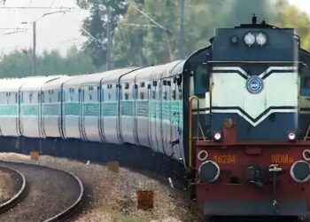 मध्य रेल्वेने १४ विशेष गाड्यांचे केले नियोजन..