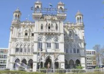 सोलापूर महानगरपालिकेच्या निवडणुकीत प्रशासनाला निवडणूक कार्यक्रम राबविण्यात अपयश