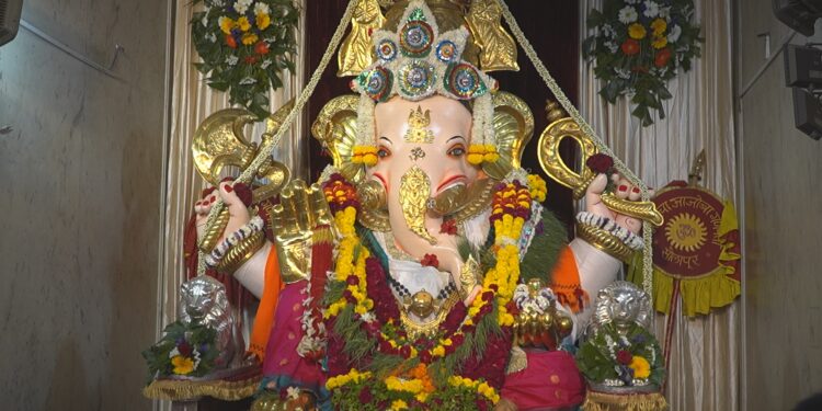 सोलापूर शहरात गणेश जयंती उत्साहात साजरी..