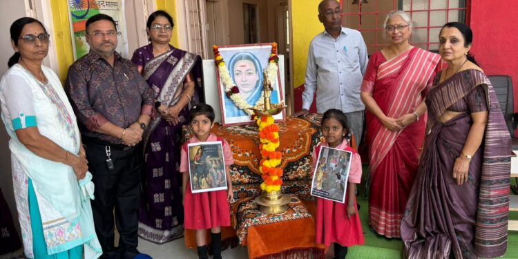 रोटरी नॉर्थ राधाकिशन फोमरा मूकबधिर विद्यालयात क्रांतीज्योती सावित्रीबाई फुले जयंती व बालिका दिन उत्साहात साजरा