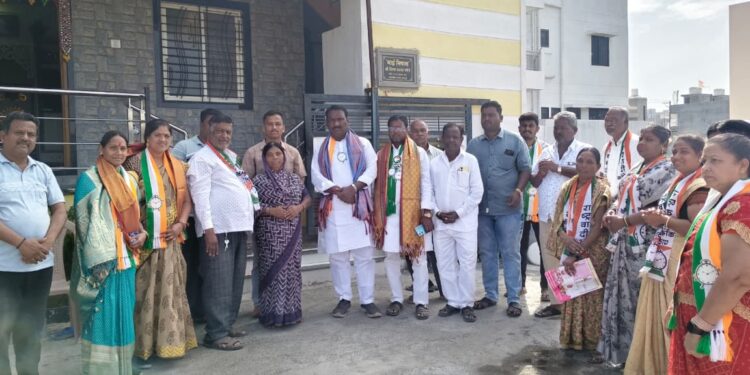 राष्ट्रवादी काँग्रेसच्या प्रभाग 5 मध्ये होम टू होम प्रचाराला नागरिकांचा उत्स्फूर्त प्रतिसाद
