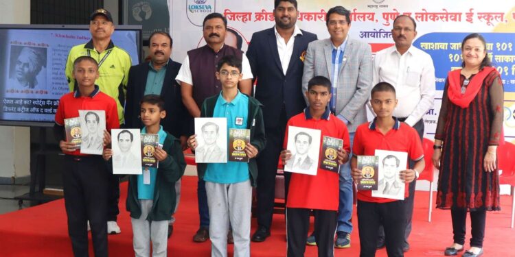 ऑलिम्पिकवीर खाशाबा जाधव यांची १०१ चित्रे रेखाटून अनोखी मानवंदना; पुण्यात राज्य क्रीडा दिन उत्साहात साजरा