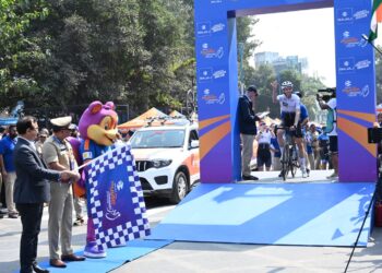 बजाज पुणे ग्रँड टूर २०२६ : प्रोलॉग स्पर्धेने दाखवून दिली भव्यतेची चुणूक; मंगळवारपासून सुरू होणाऱ्या स्पर्धेत ३५ देशांतील २८ संघांत विजेतेपदासाठी चुरस