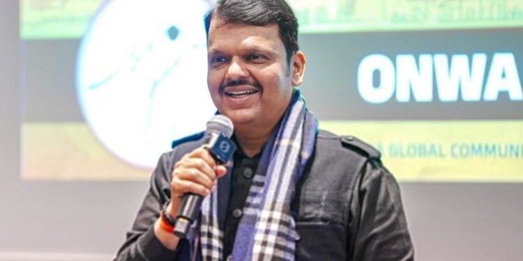 दावोस मध्ये तब्बल. ₹14.5 लाख कोटींच्या 19 MoU