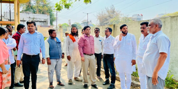 अक्कलकोट रोड स्मशानभूमी; प्रशासनाची प्रत्यक्ष भेट