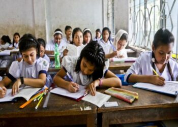 आता चक्क पाचवीच्या शिष्यवृत्ती परीक्षेत ही कॉपी