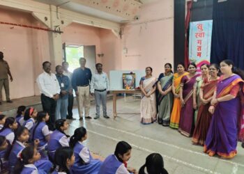 हरिभाई देवकरण प्रशाला & कनिष्ठ महाविद्यालयात मराठी दिन साजरा