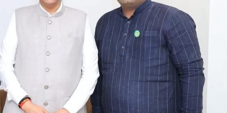 सोलापूरात शासकीय अभियांत्रिकी महाविद्यालय सुरू करण्याचे मुख्यमंत्री देवेंद्र फडणवीस यांचे आदेश