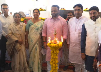 उमेदच्या माध्यमातून राज्यातील सर्व महिलांना लखपती दीदी बनवण्यात येणार – पालकमंत्री जयकुमार गोरे