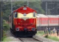 मध्य रेल्वे द्वारे सुट्ट्यांमधील गर्दी लक्षात घेऊन १४८४ उन्हाळी विशेष गाड्यांची घोषणा