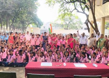 उमाबाई श्राविका विद्यालयाच्या वतीने भारतीय संघाला शुभेच्छा