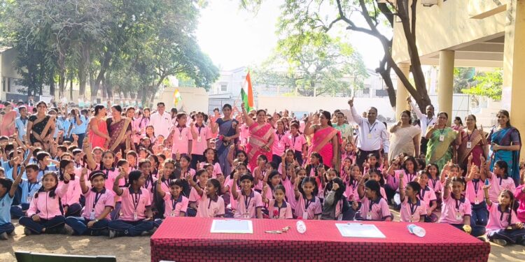 उमाबाई श्राविका विद्यालयाच्या वतीने भारतीय संघाला शुभेच्छा