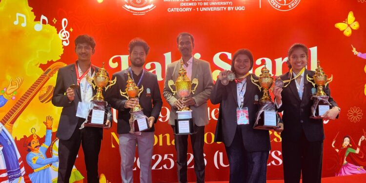 राष्ट्रीय युवा महोत्सवात सोलापूर विद्यापीठाची चमक; पाच पारितोषिके पटकावली