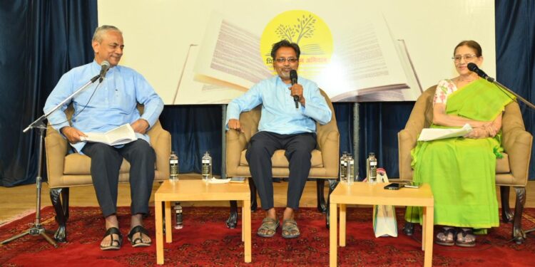 प्रिसिजन वाचन अभियानांतर्गत ‘वाचून उरणारी पुस्तके’चे प्रकाशन