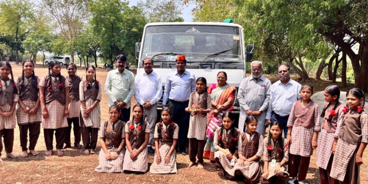 सोलापूर इंडस्ट्रीज असोसिएशन तर्फे हत्तूर येथे पिंक रूम व टॉयलेट युनिटचे भूमिपूजन संपन्न