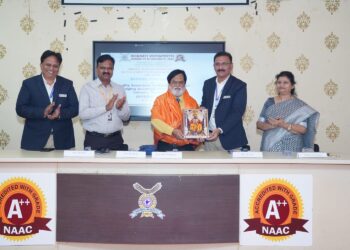 भारती विद्यापीठ, सोलापूर अंतर्गत अभिजित कदम इन्स्टिट्यूट ऑफ मॅनेजमेंट अँड सोशल सायन्सेस येथे राष्ट्रीय कॉन्फरन्स यशस्वी