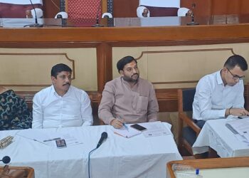 सोलापूर शहरातील नोटरी द्वारे झालेले व्यवहार… महापौरांनी घेतली महत्त्वाची बैठक