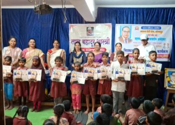 डॉ बाबासाहेब आंबेडकर जयंतीनिमित्त लाल बहादूर शास्त्री शाळेत चित्रकला व रंगभरण स्पर्धेला उत्स्फूर्त प्रतिसाद