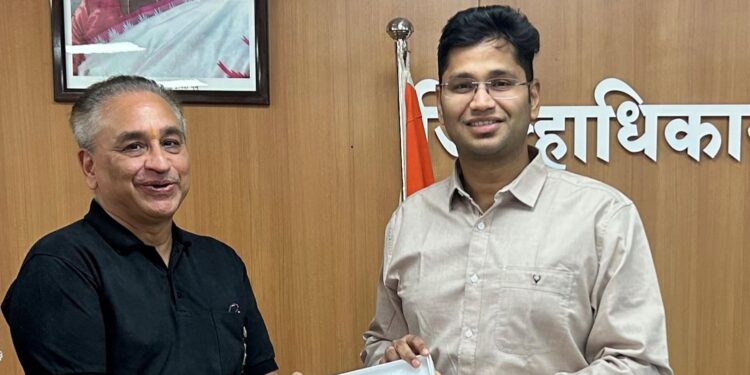 सोलापुरात आय.टी. पार्क उभारणी साठी जलद गतीने प्रयत्न करणार – जिल्हाधिकारी