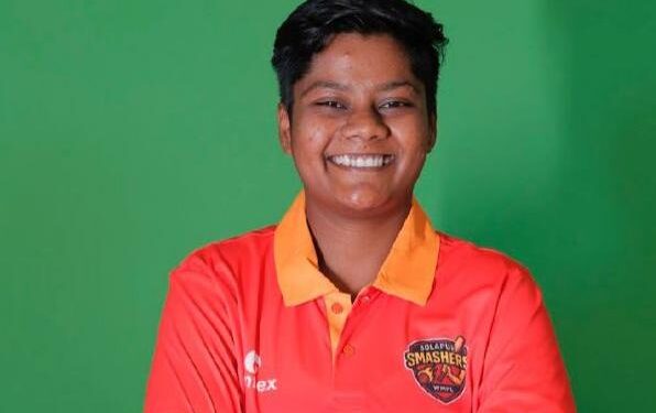 साक्षी वाघमोडेची अष्टपैलू कामगिरी; सोलापूरचा कोल्हापूरवर ४ गडी राखून विजय