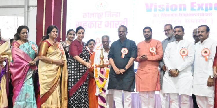 व्हिजन एक्स्पोच्या माध्यमातून महिला उद्योजकांना व्यासपीठ मिळाले – आमदार चित्रा वाघ